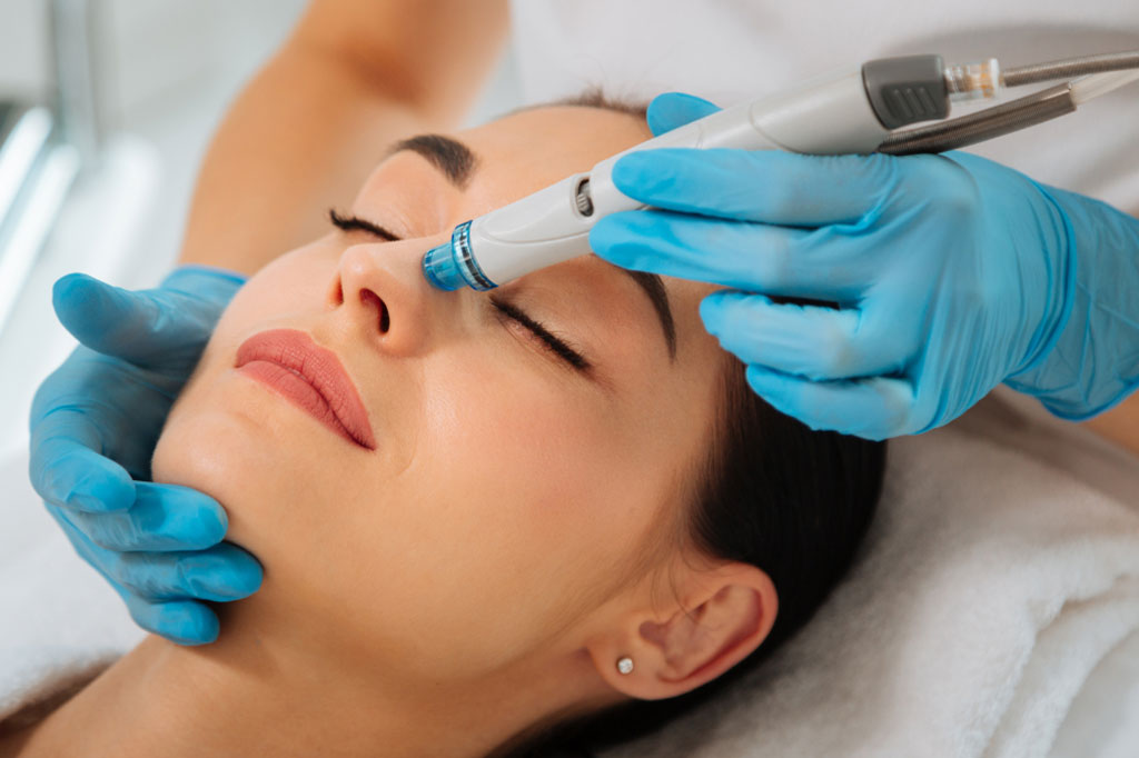 Hydrafacial treatment in Eastleigh clinic